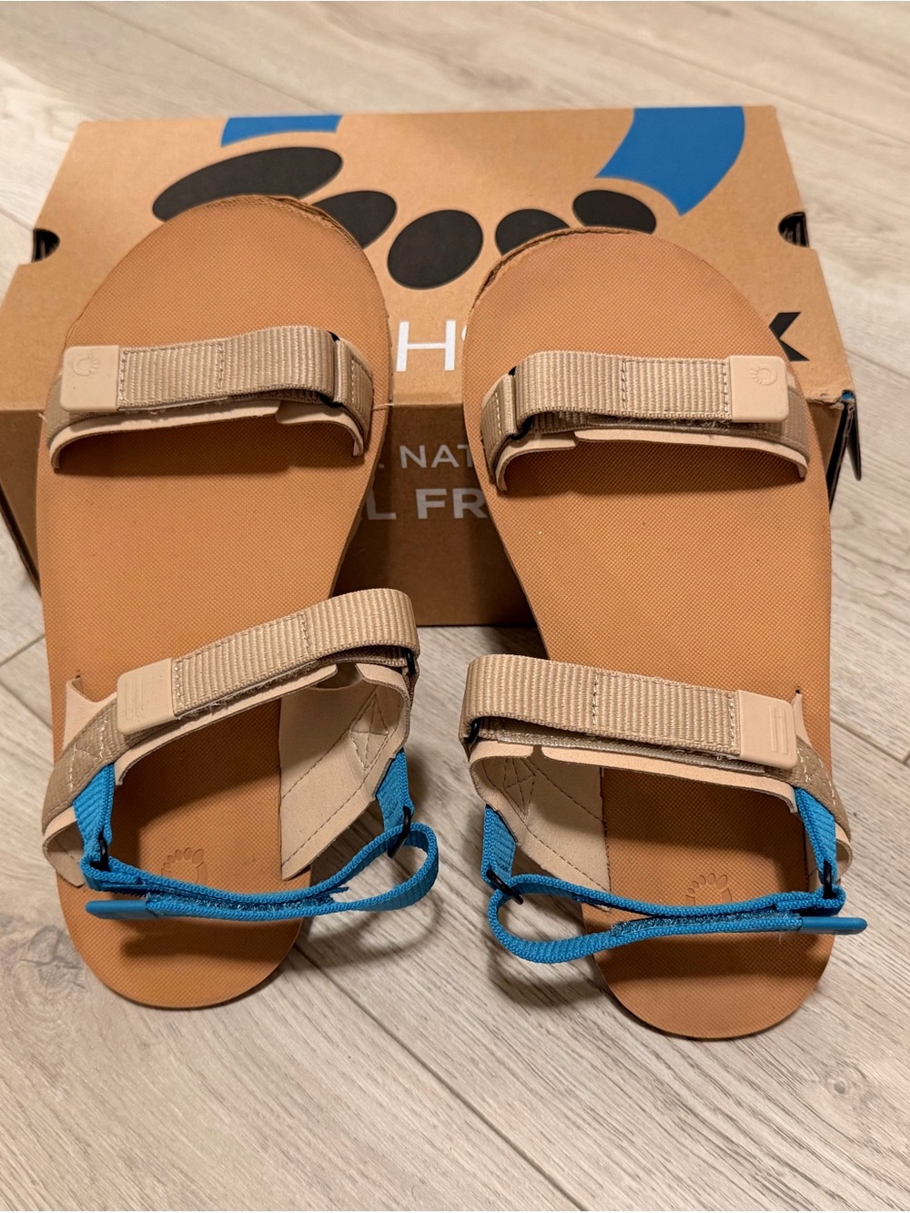 Xero Shoes D-Trail a super-comfortable,  versatile Sandal - size 8